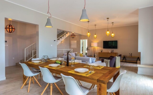 Awesome Home in Veprinac With Sauna, Wifi and 5 Bedrooms