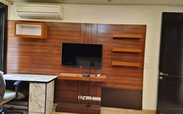 Greenleaf Apartment And Suites, Greater Kailash 1