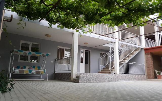 White House in Kakheti Eniseli