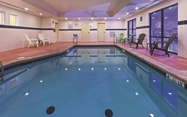 Comfort Suites Edmond