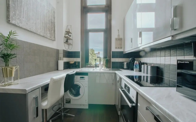 Outstanding Massive Apartment With Character