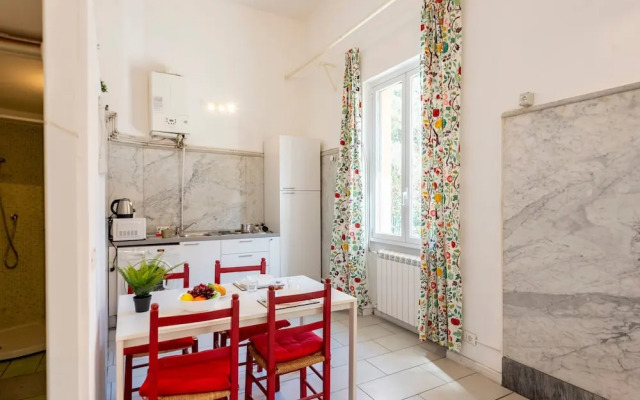 Apartment Vernazzola In Genova