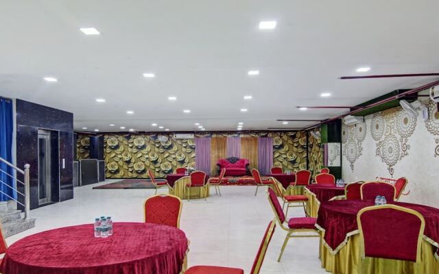 OYO Townhouse 80033 Noida Grand