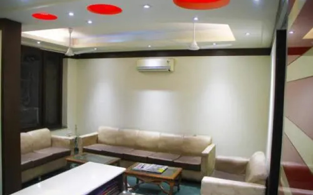 Hotel Megha Palace