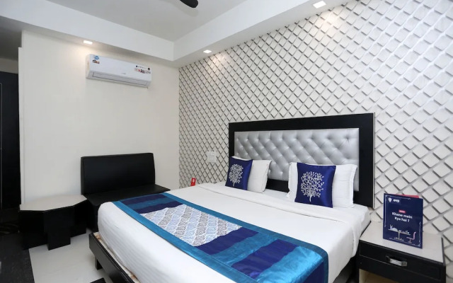 OYO 9050 Hotel Saya