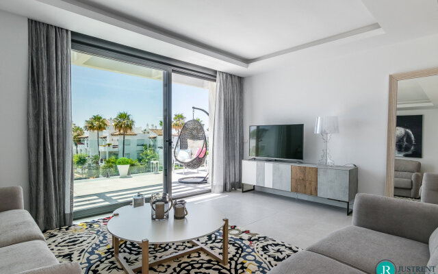 Costa Marinsa Penthouse