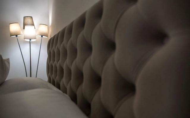 Santorini Suite Home