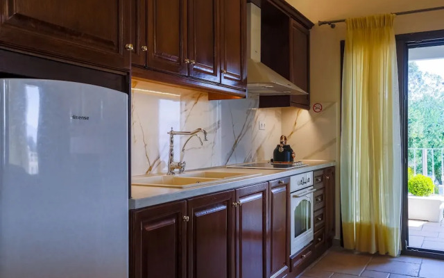 Solaris Methea Deluxe Suites