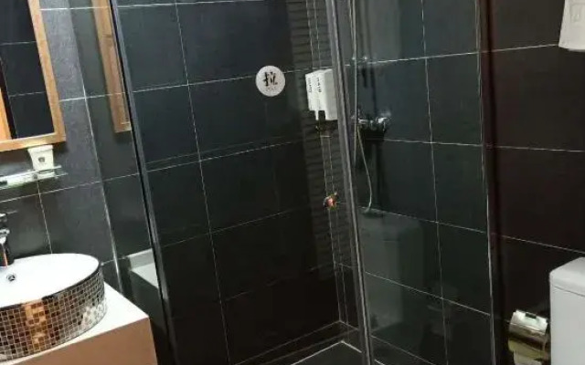 Jitai Hotel (Shanghai Changhai Hospital Branch)