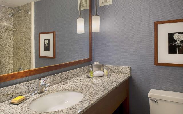 DoubleTree by Hilton St. Louis - Westport