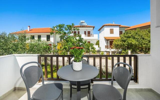 Eleon Suites & Apartments