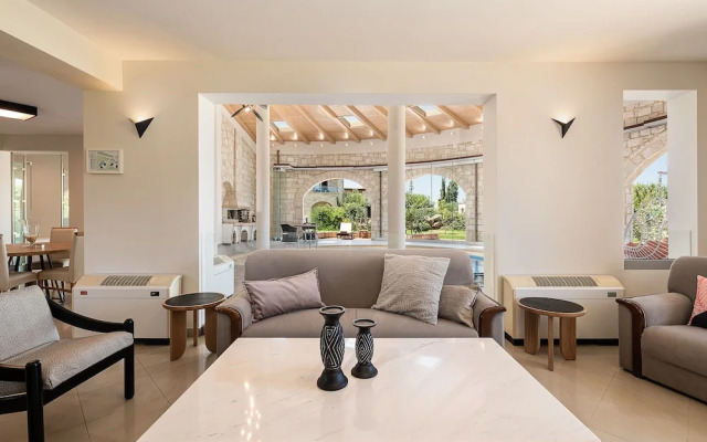 Caldera Theros Villas Chania