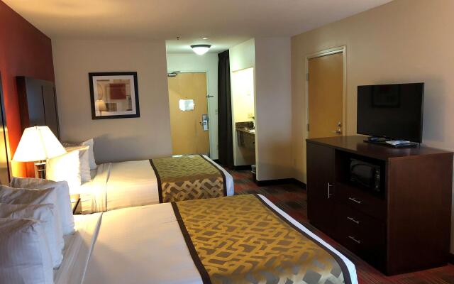Best Western Dallas Inn & Suites