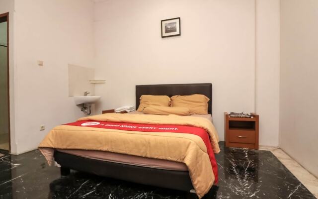 NIDA Rooms Garden Tomb Kebagusan