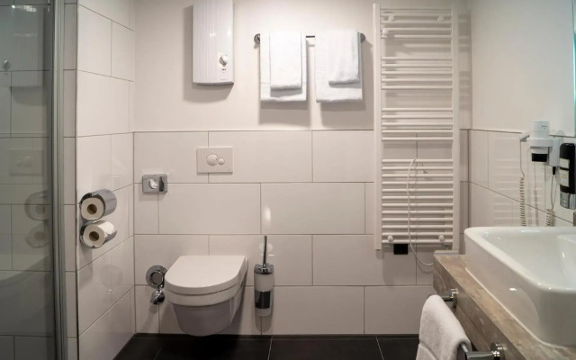 Trip Inn Living & Suites