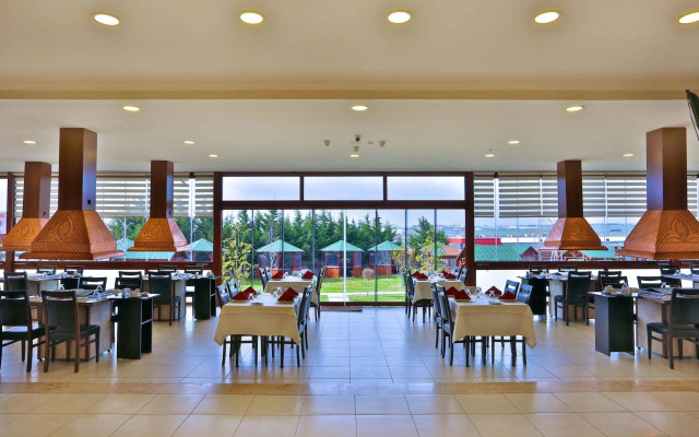 Bon Hotel City & Resort