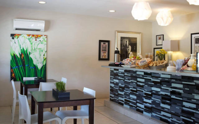 Sole Inn and Suites