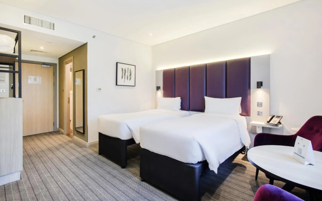 Premier Inn Dubai International Airport Hotel - Image 3