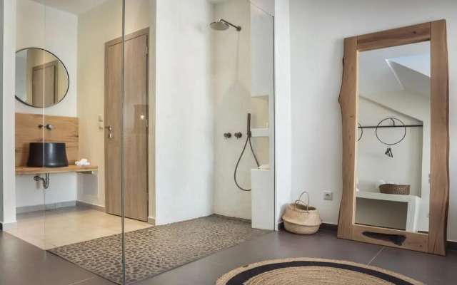 Argostoli Marina Suites