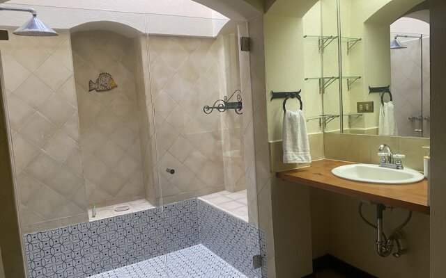 Tierra Magica B&B and Art Studio