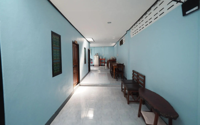 Anna's House