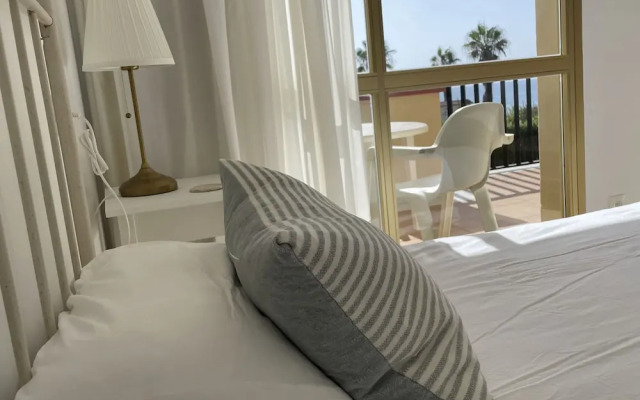 Estudio Primera Linea de Playa 50 mtrs