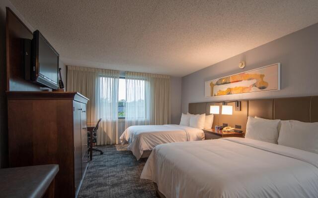 Crowne Plaza Chicago-Northbrook by IHG