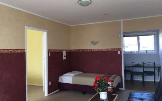 136 St George Motel