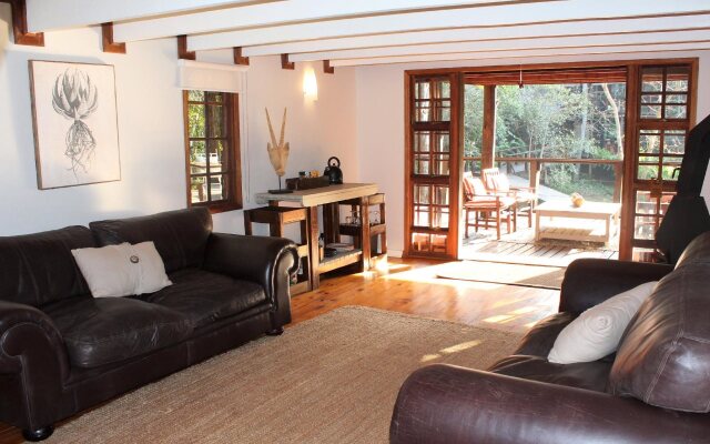 Serenity Mountain and Forest Lodge