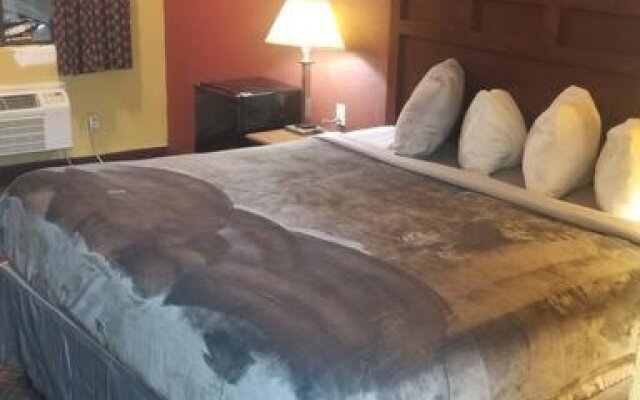 OSU King Bed Hotel Room 129 Booking