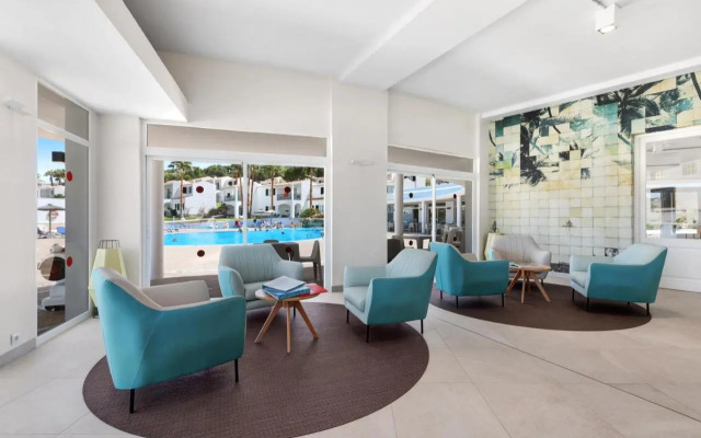 Отель TRH Tirant 