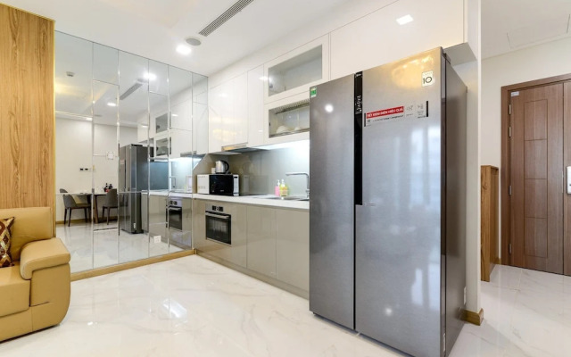 Somi Luxstay Landmark 81