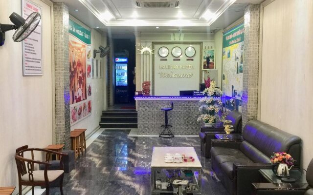 Holiday Hotel
