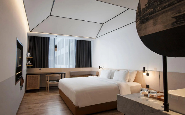 Gaia Cosmo Hotel