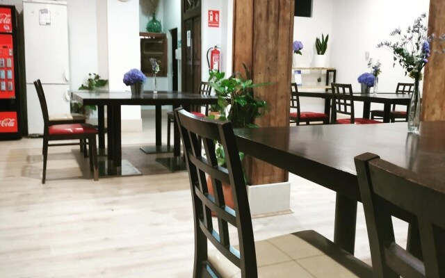 Albergue Albor - Hostel