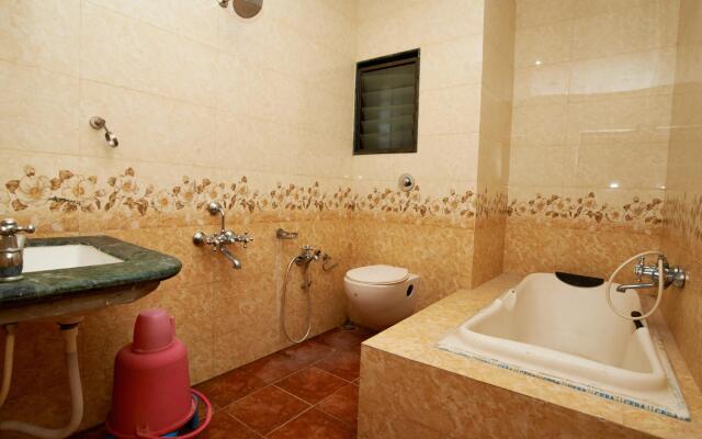 Hotel Three G