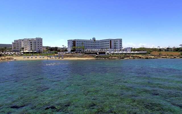 Evalena Beach Hotel Apartments