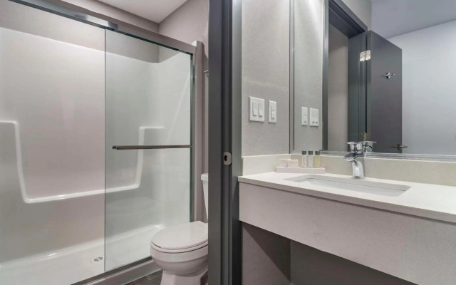 The Hue Hotel, Ascend Hotel Collection