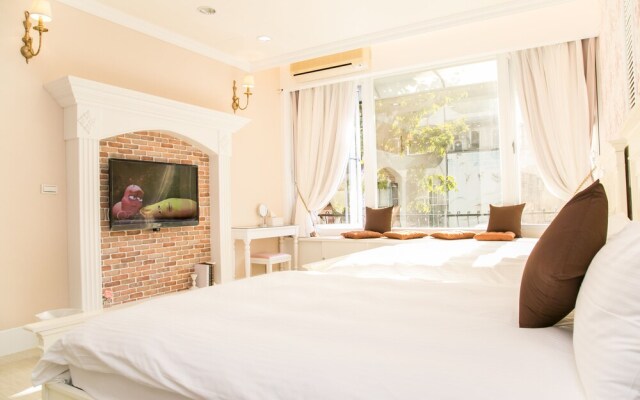 Green Light Nanping Hall 2