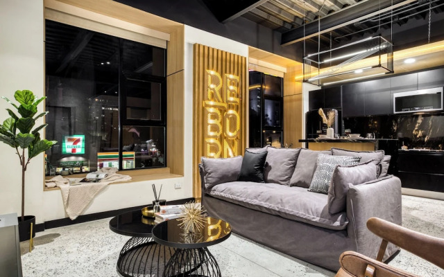 Downtown Designer Apartments by ULIV