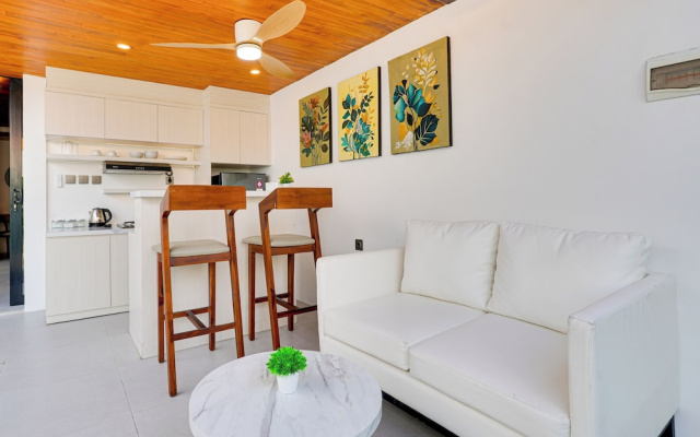 LaLuxe Villa and Residence – Lobby – Denpasar