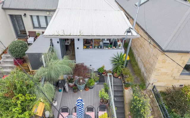 2 Bedroom House - Hobart CBD