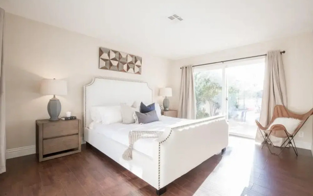 Grapevine by AvantStay | Secluded Villa | 4 Acres of Vineyards & Avo Groves!