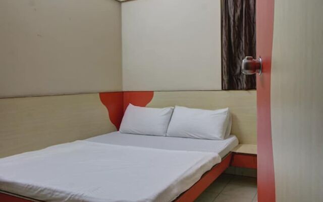 Hotel Vasavi Residency