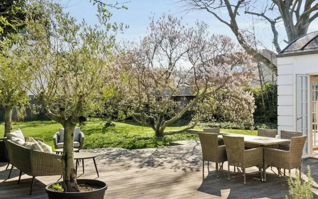 Sanders Swan - Marvellous Villa Close to the Center of Copenhagen