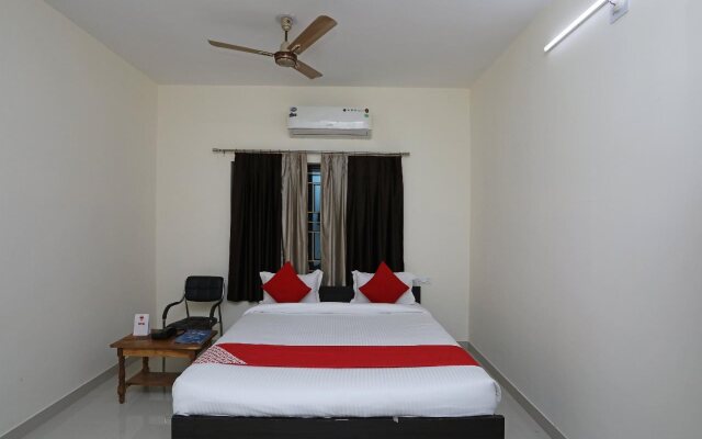 Oyo 15204 Sai Corporate Inn
