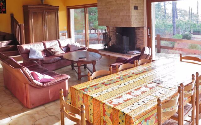 Holiday Home Le Hameau du Point du Jour - LCA190