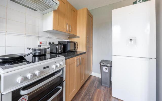 Lovegrove Contractor Stay With Free Wi-fi in Slough