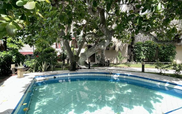 Johnny's Place Hotel