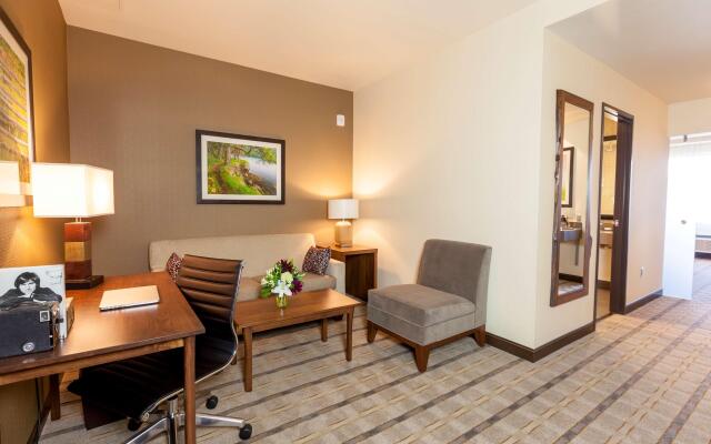 Best Western Premier Boulder Falls Inn